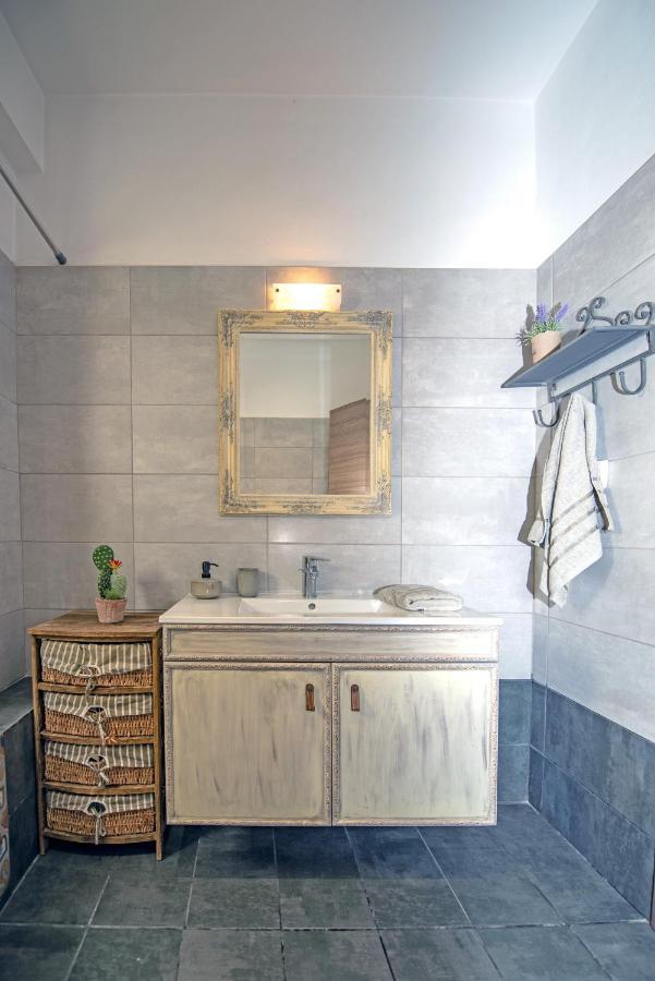 Loft Style Apartment Near The Old Town Rhodes City エクステリア 写真